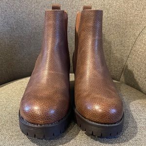 Mia Chelsea boots. Brown man-made uppers. Size 7